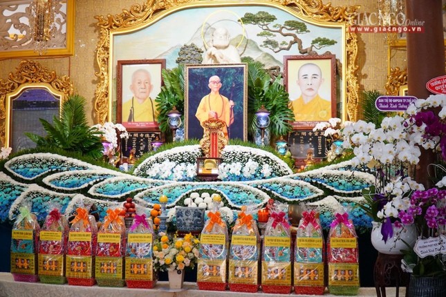 Lễ tưởng niệm năm thứ 8 ngày Đại lão Hòa thượng Thích Trí Tịnh viên tịch ảnh 4