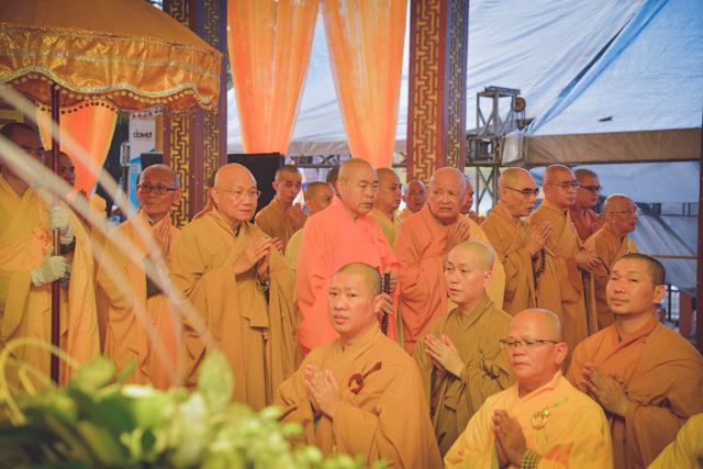 nhap_kim_quan_ht_minh_canh_nguoiphattu_com1.jpg