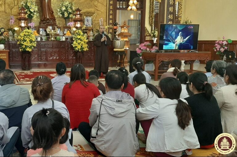 CHÙA VẠN ĐỨC CÔNG CHIẾU PHIM ‘VỀ PHÍA MẶT TRỜI’ TẠI CHÙA TỪ THUYỀN